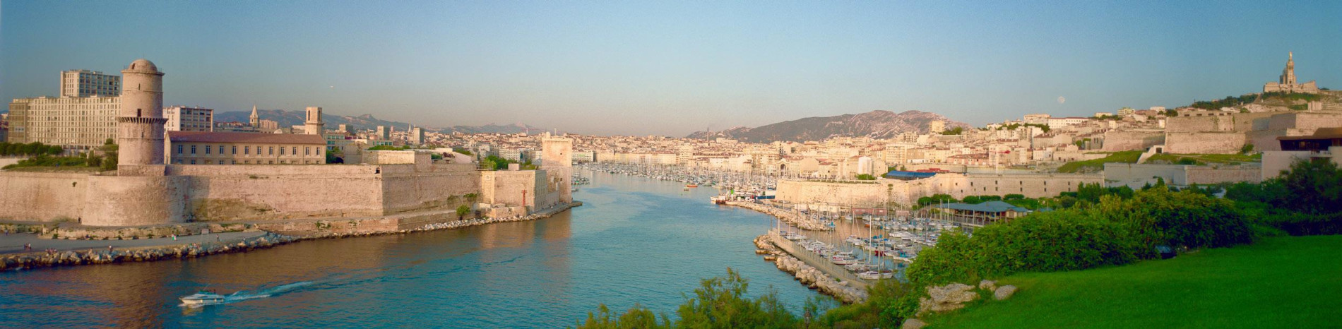 Detaille vue vieux port couleurs